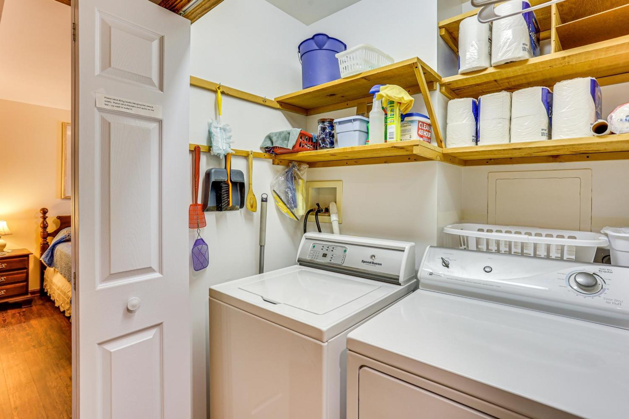 Charming Apartment With Yard And Beautiful Gardens! Manheim Bagian luar foto