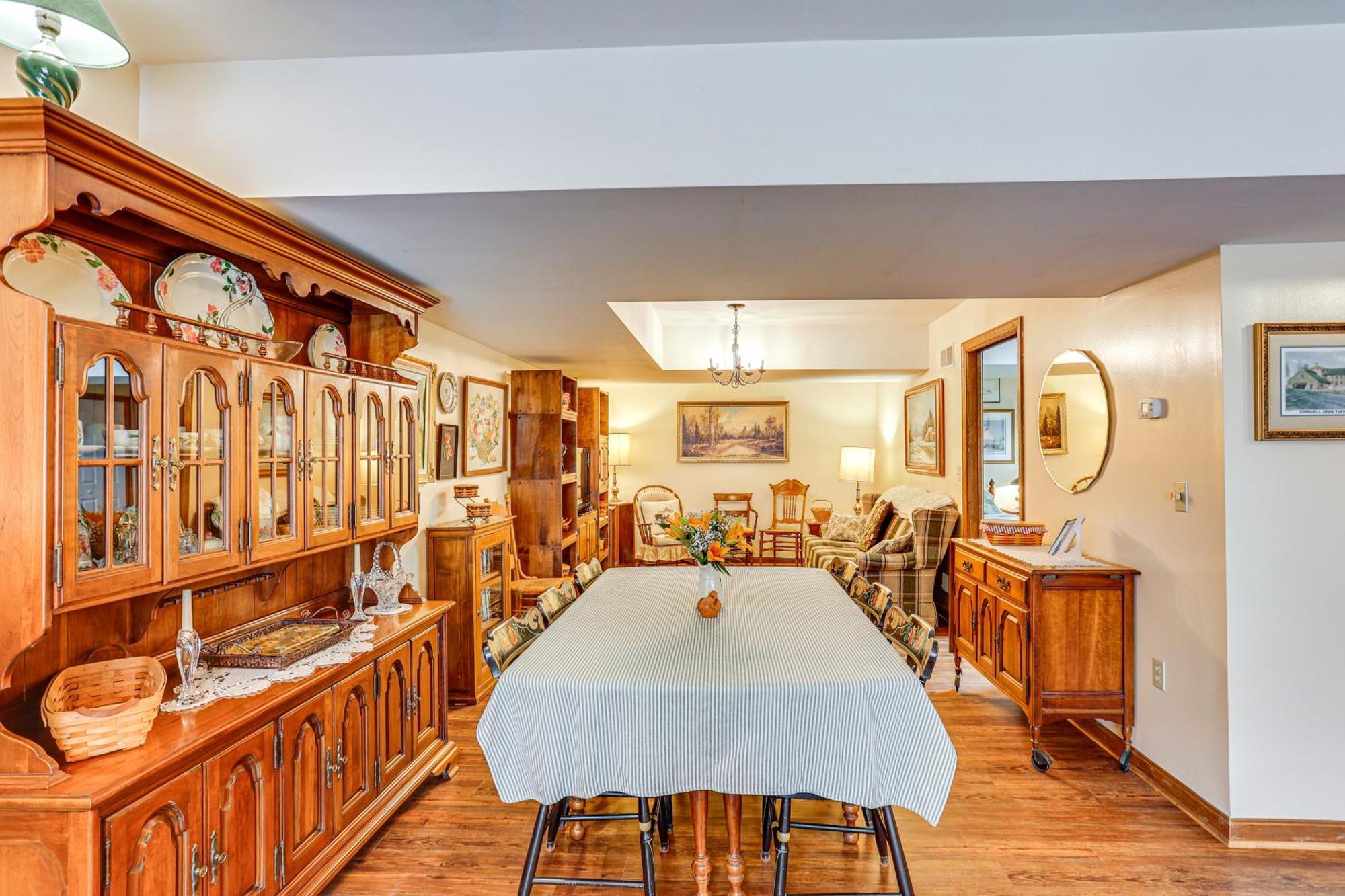 Charming Apartment With Yard And Beautiful Gardens! Manheim Bagian luar foto