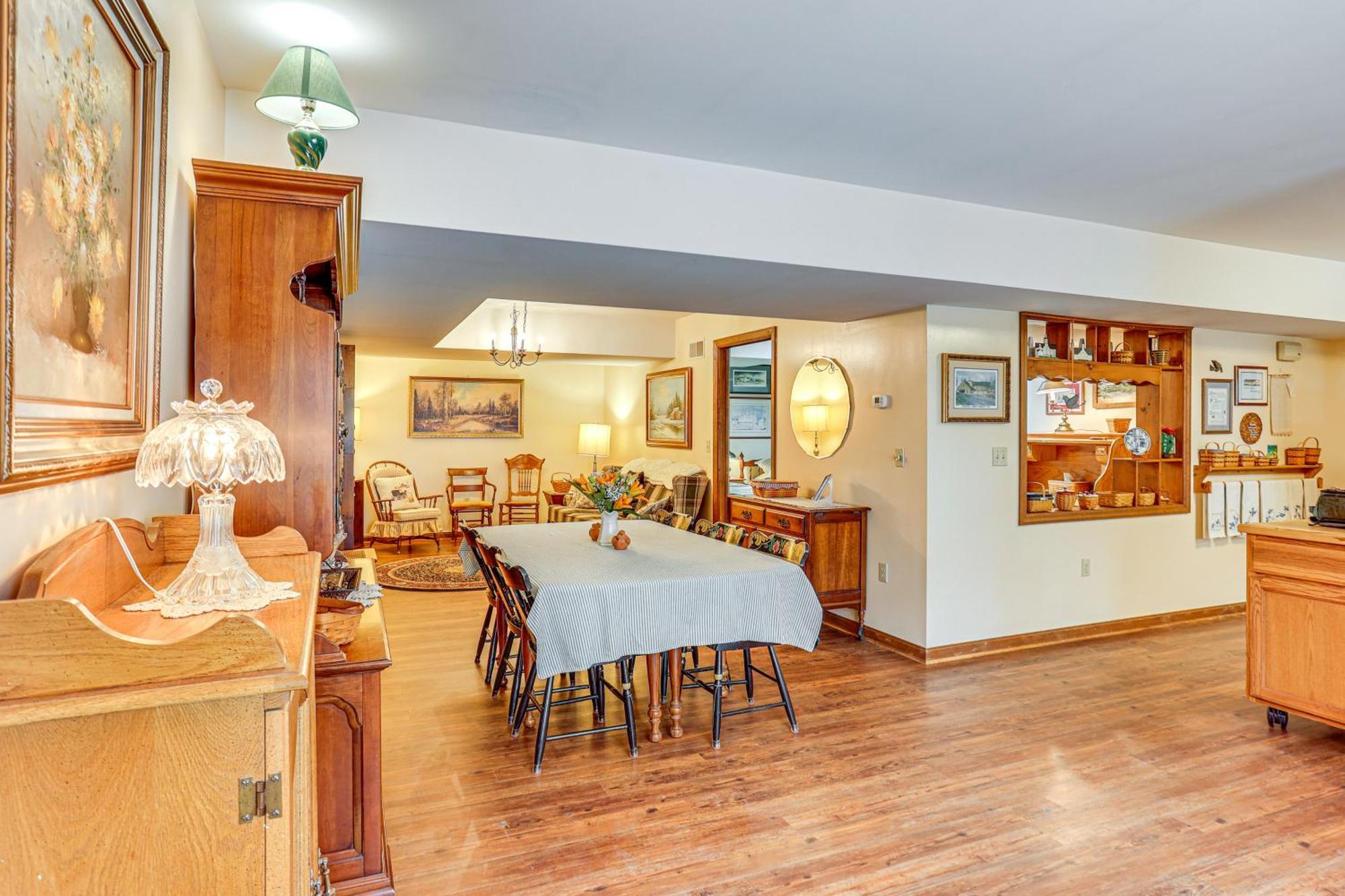 Charming Apartment With Yard And Beautiful Gardens! Manheim Bagian luar foto